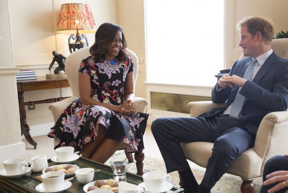 michelle-obama-y-harry_590x395