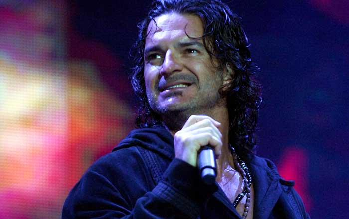 ricardo-arjona