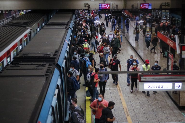 trabajadores de metro anuncian paro este miércoles