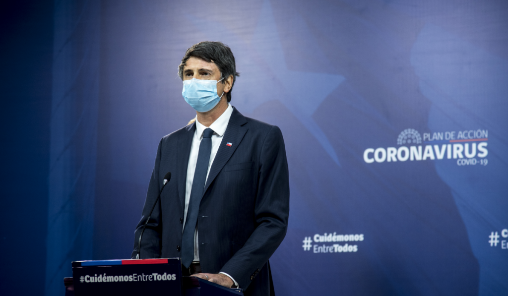 Ministerio de Ciencia se refirió a eventual tercera dosis contra el Covid-19