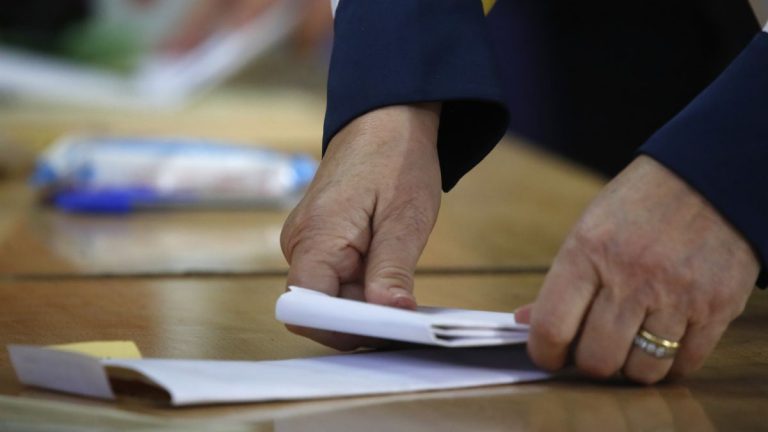 Un ejemplo para todos: abuelos destacan en primera jornada de elección