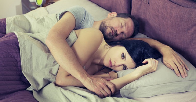 ¿Tu pareja fue infiel en tus sueños? Una experta te dirá qué significa esto