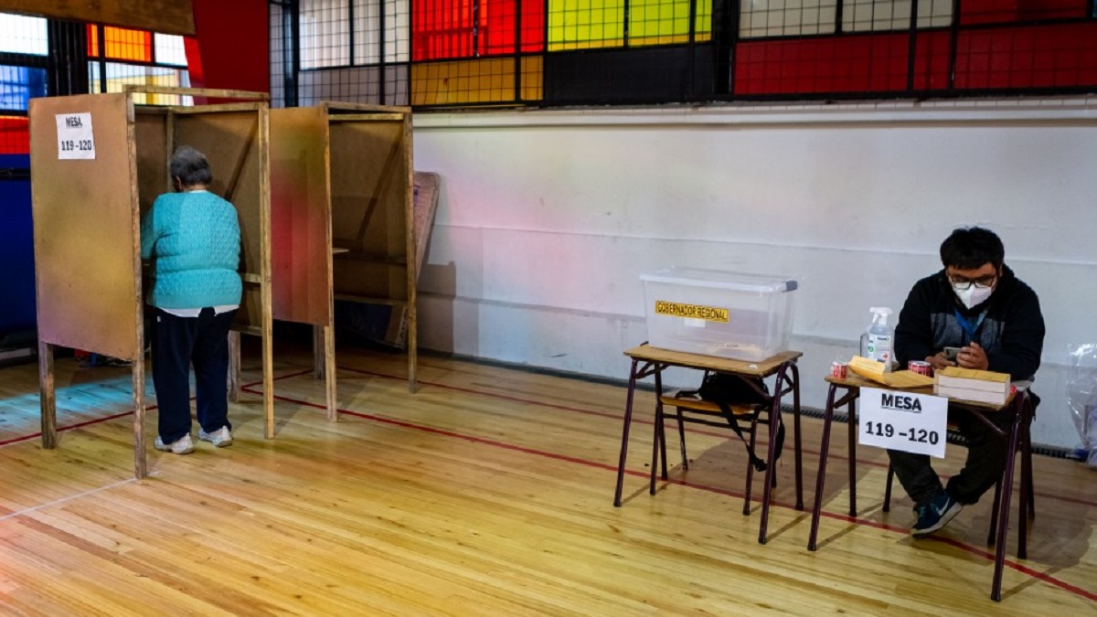 Niño se vuelve viral por inocente confusión durante las elecciones