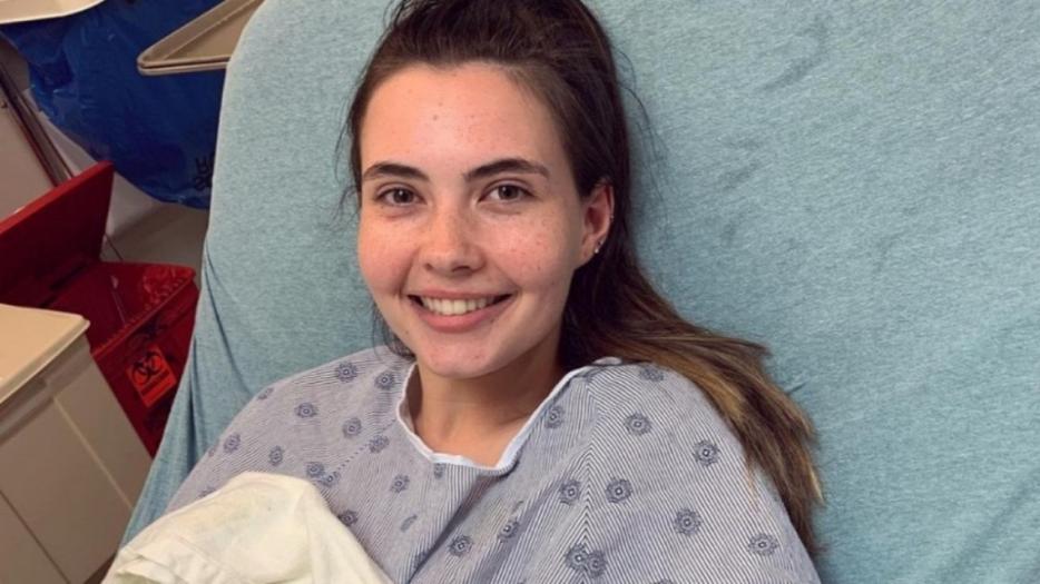 Tessa Hansen-Smith: La joven de 21 años que es alérgica al agua