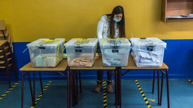 Urnas Llenas Qué Pasa