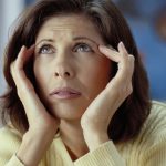 Niebla mental: Padecimiento que mujeres pueden confundir con Alzheimer