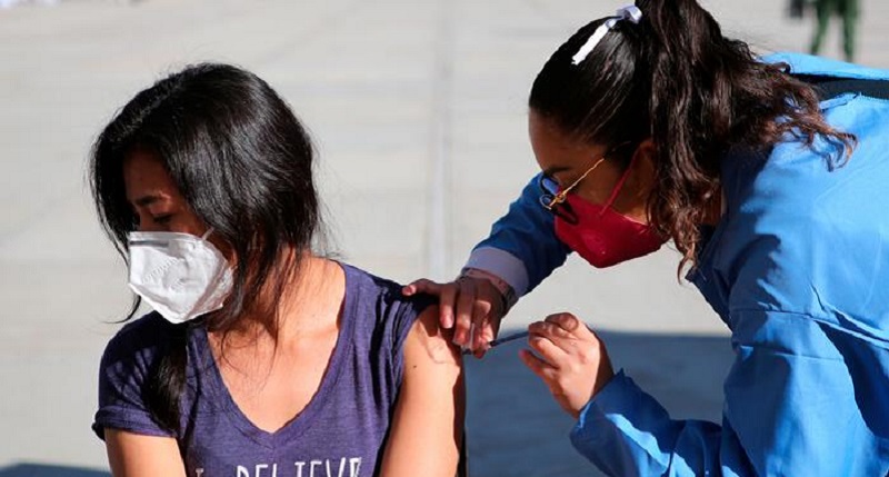 ISP decide mantener la suspensión preventiva de la vacuna AstraZeneca