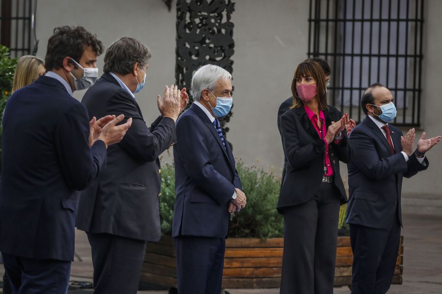 Presidente promulga postnatal de emergencia: 'un apoyo a la maternidad'
