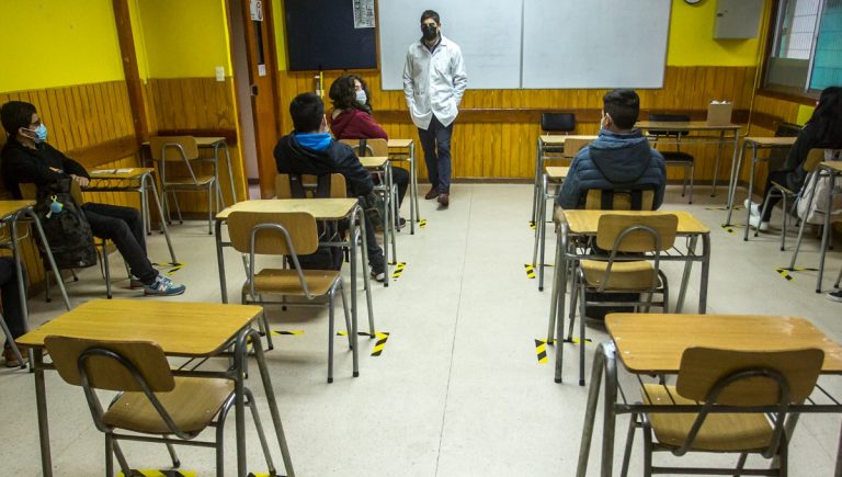 proyecto de ley para mejorar las condiciones laborales de profesores