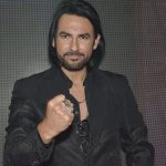 Beto Cuevas realiza homenaje a Raphael con Digan lo que digan