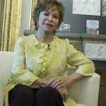 Isabel Allende cumple 79 años y recordamos algunos de sus libros