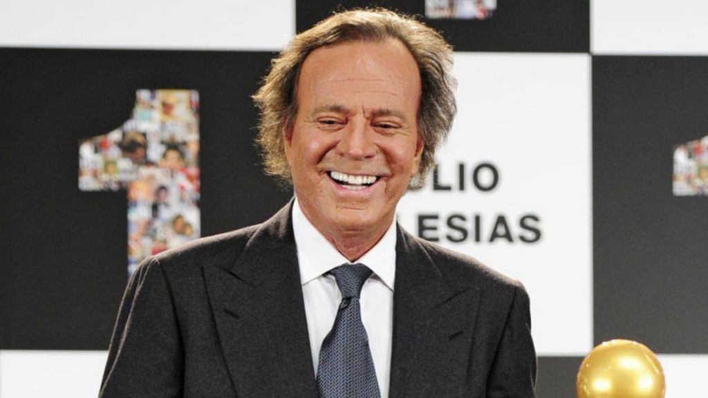 Julio Iglesias 2021