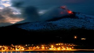 Volcán Copahue Se registra actividad eruptiva en redes sociales
