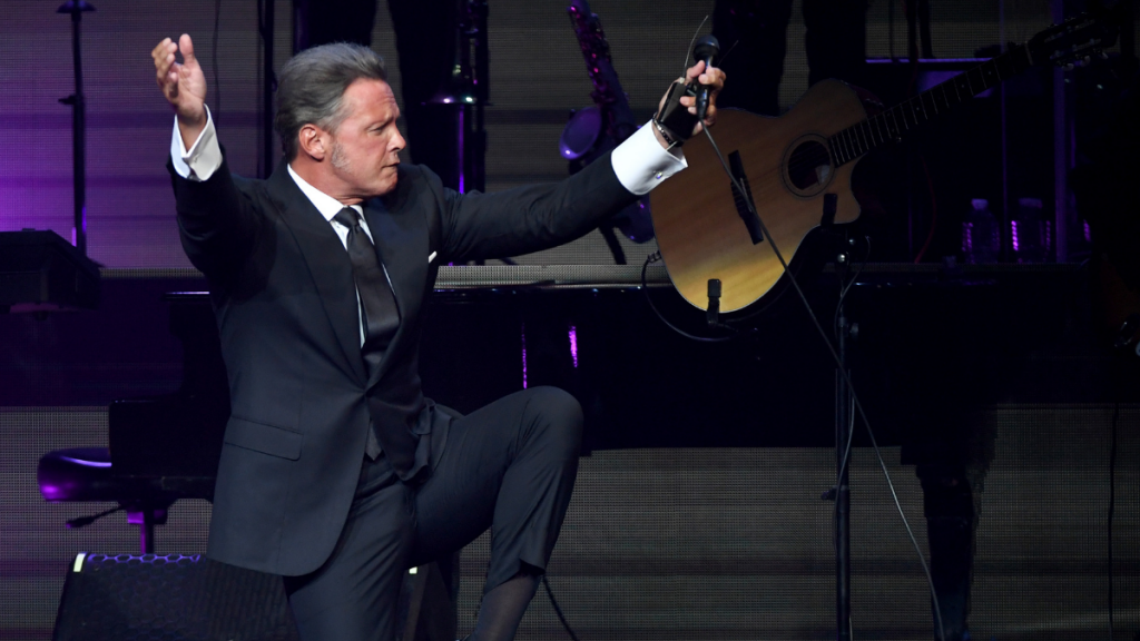 Luis Miguel (2)