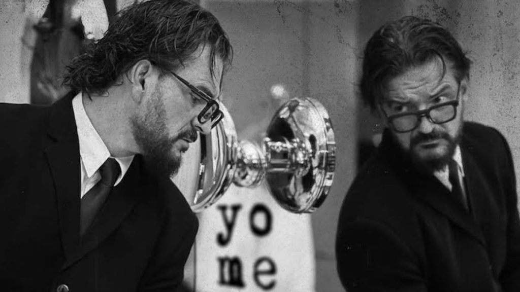 Ricardo Arjona Negro