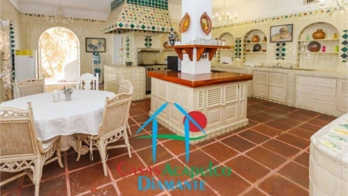 Juan Gabriel Mansion 1