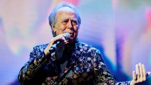 Joan Manuel Serrat Candidato