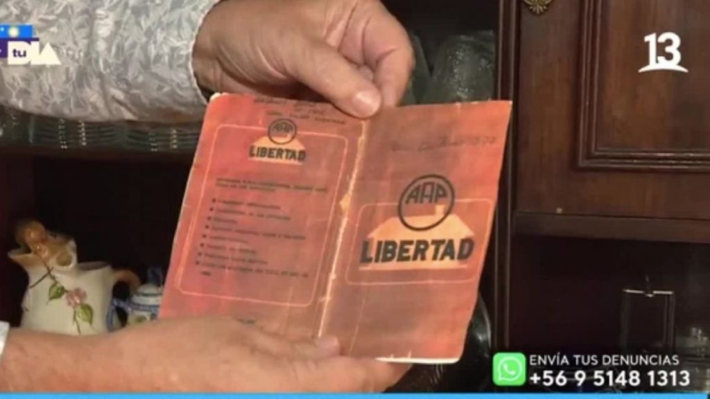 Hombre Encuentra Millonaria Libreta De Ahorros