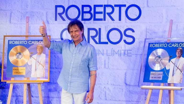 ROBERTO CARLOS CUMPLEAÑOS