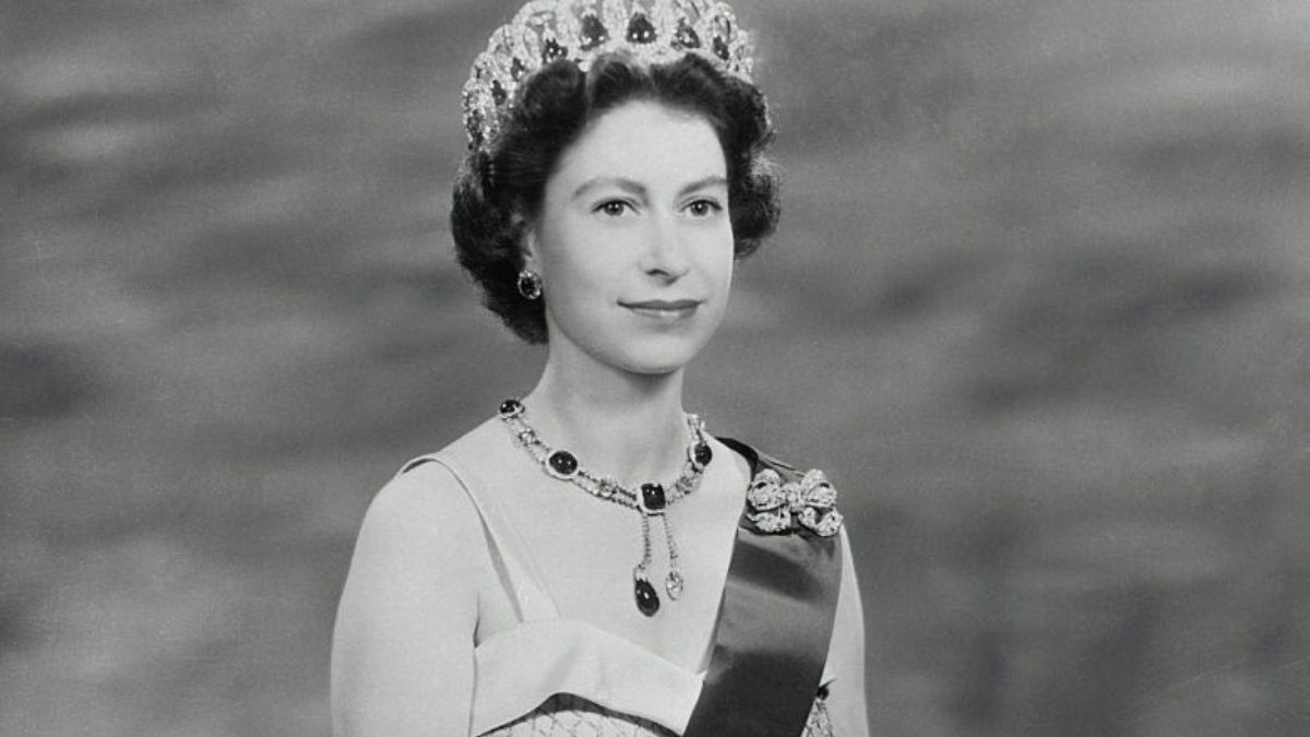 Coronación Reina Isabel Ii