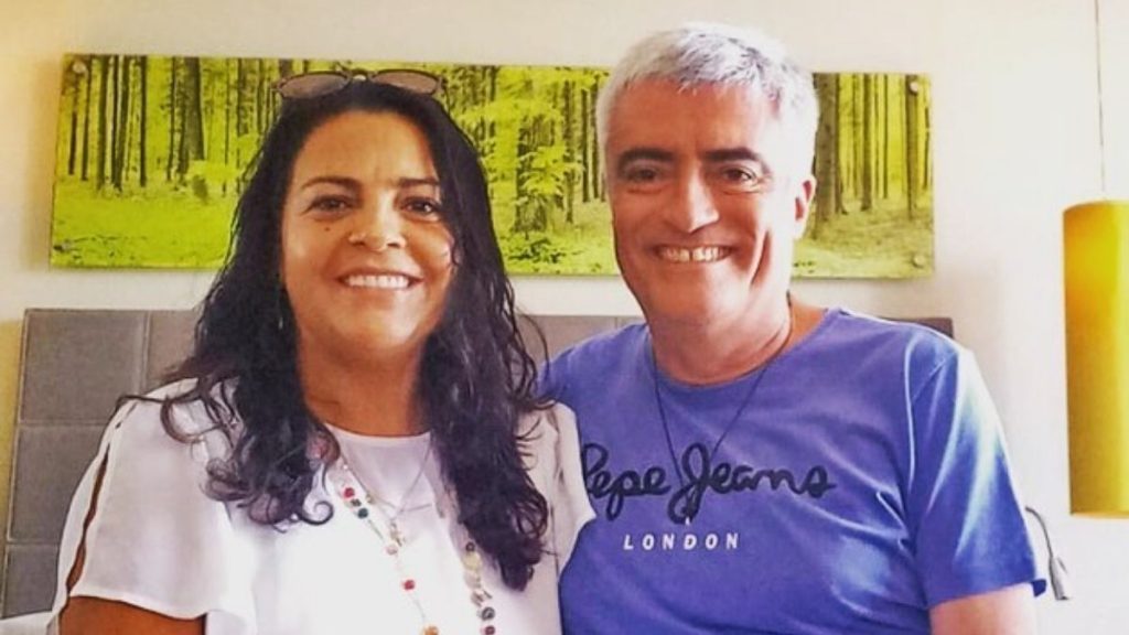 Mauricio Flores Y Su Esposa