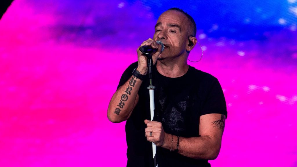 EROS RAMAZZOTTI CHILE (2)