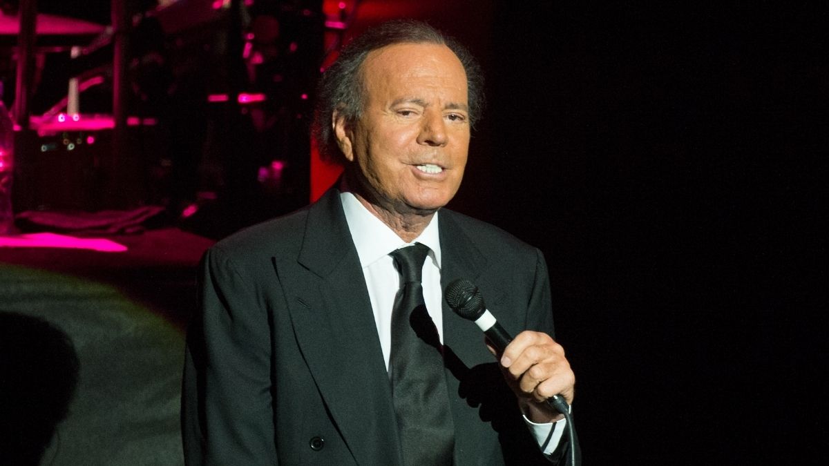 JULIO IGLESIAS LIBRO (3)