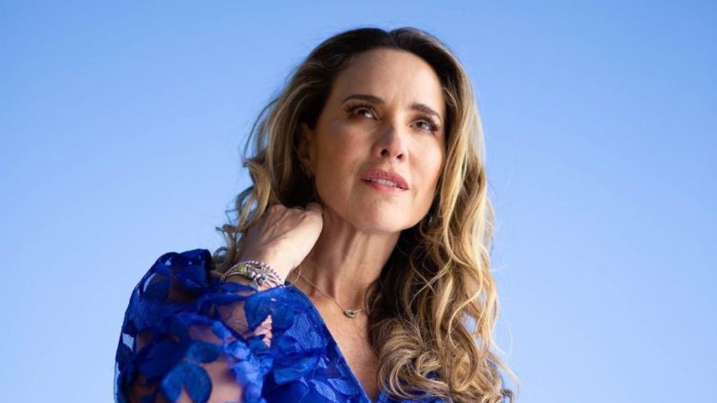 Angélica Castro Y Looks De Año Nuevo