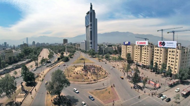 Plaza Italia (Eje Alameda Providencia)