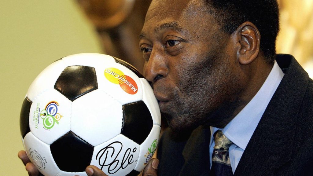 Muere Pelé (2)