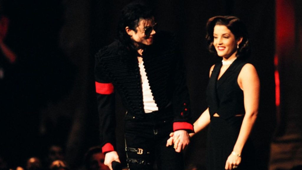 Michael Jackson Y Lisa Marie Presley En Los MTV VIDEO