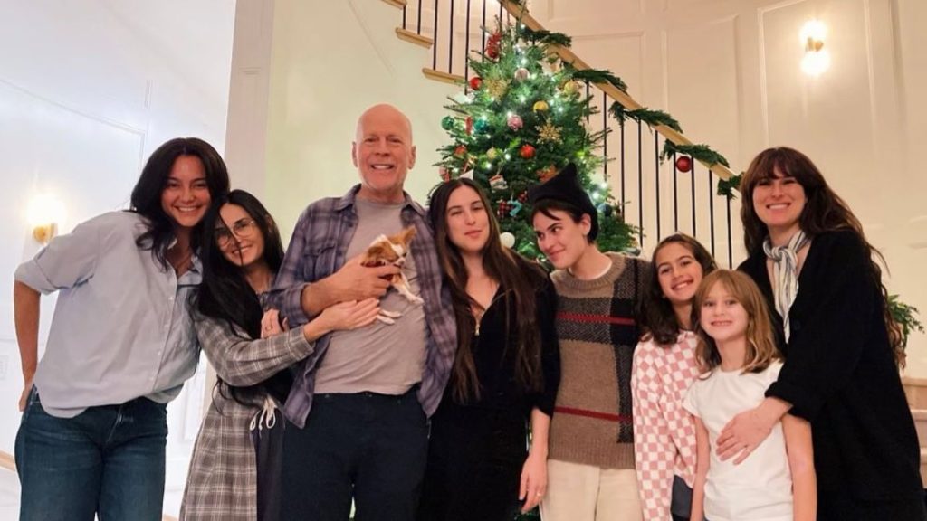 La Familia De Bruce Willis Revela Que El Actor Padece De Demencia Frontotemporal (1)