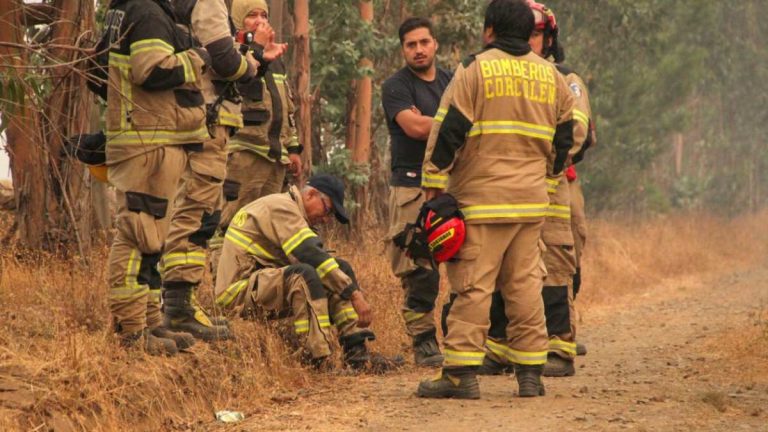 Voluntarios De Bomberos (1)