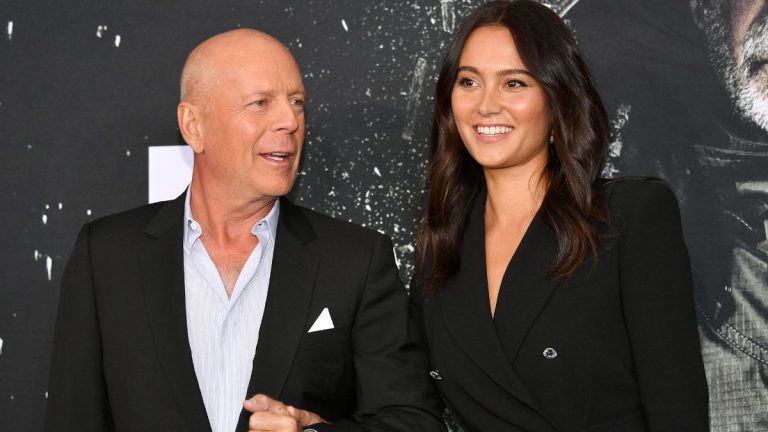 Bruce Willis Y Su Esposa (1)