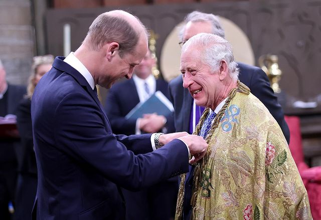 Saludo Del Rey Carlos III A El Príncipe William