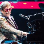 Elton John Sufrio Un Accidente