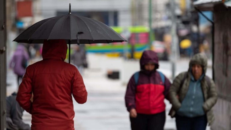 Lluvia En Santiago