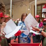 Correos De Chile Lanzó Su Campaña Apadrina Un Sueño De Navidad