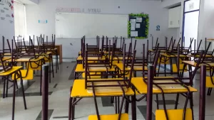 Niños Y Niñas Sin Escuela