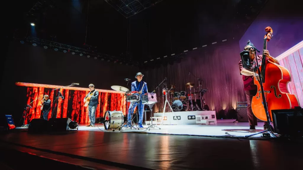 Los Tres En El Movistar Arena