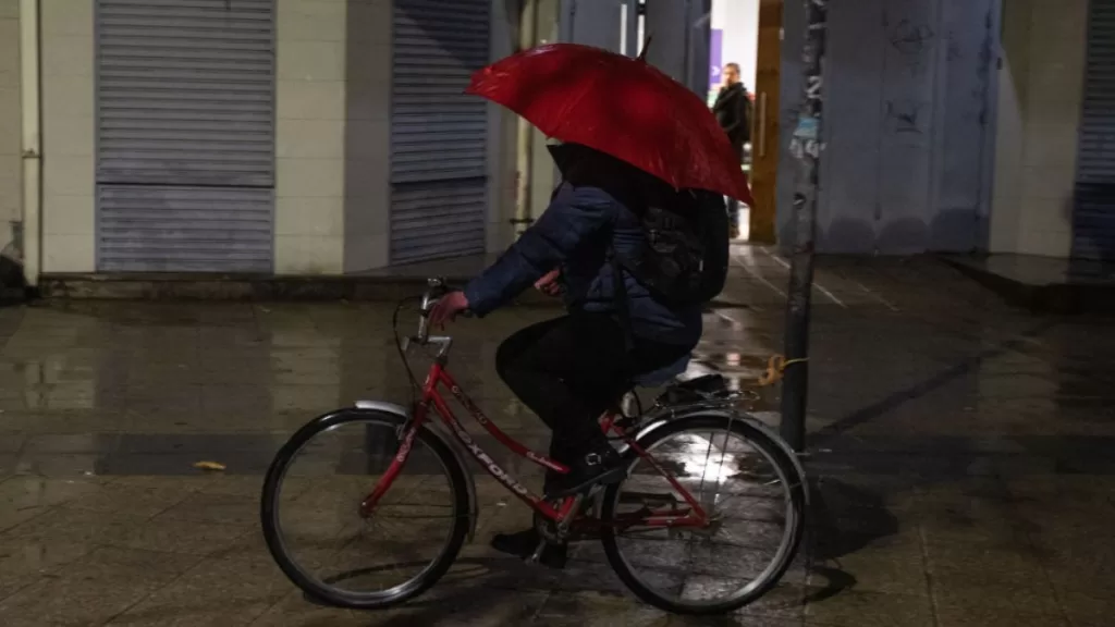 Lluvia En Santiago