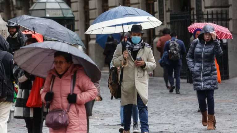 Lluvia En Santiago