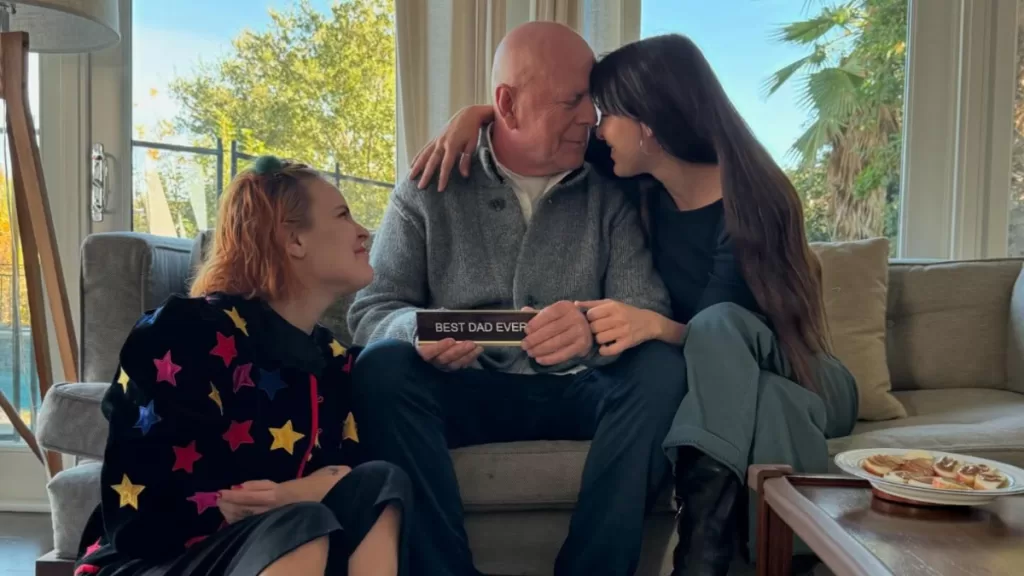 "El mejor padre": Hijas del actor Bruce Willis suben nuevas fotos de su padre en Acción de Gracias Elton John Confiesa Que No Pudo Ver Su Musical Tras Haber Perdido La Visión En Uno De Sus Ojos
