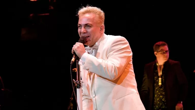 Cristian Castro (2)