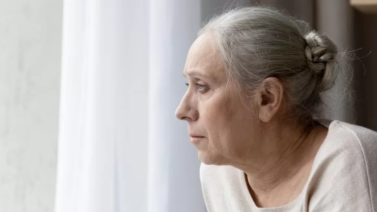 Adultos Mayores Soledad