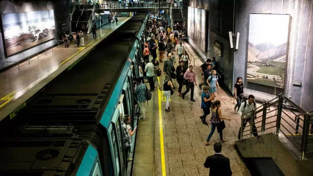 Metro De Santiago (2)