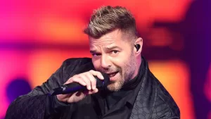Ricky Martin (2)