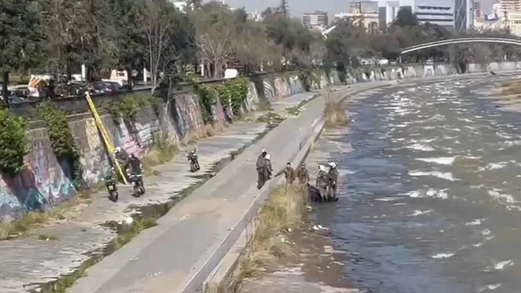 RIO MAPOCHO PROVIDENCA CUERPO