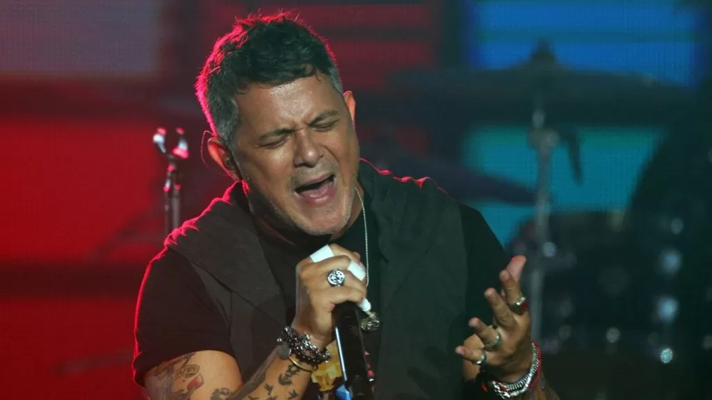 Alejandro Sanz (2)