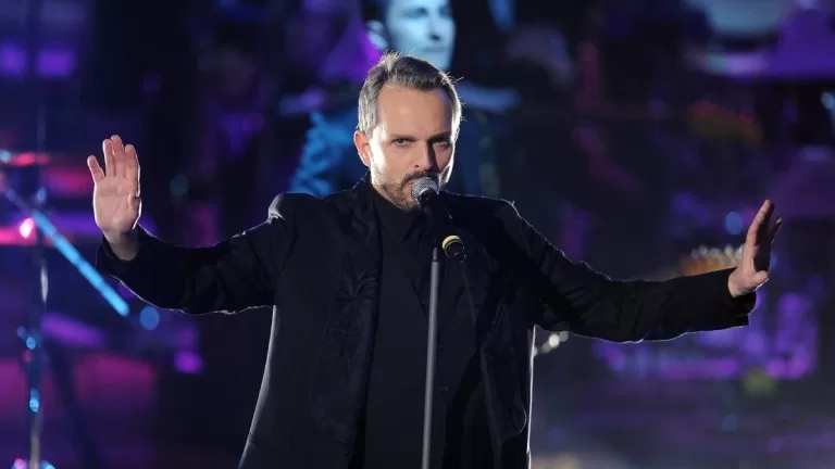Miguel Bose